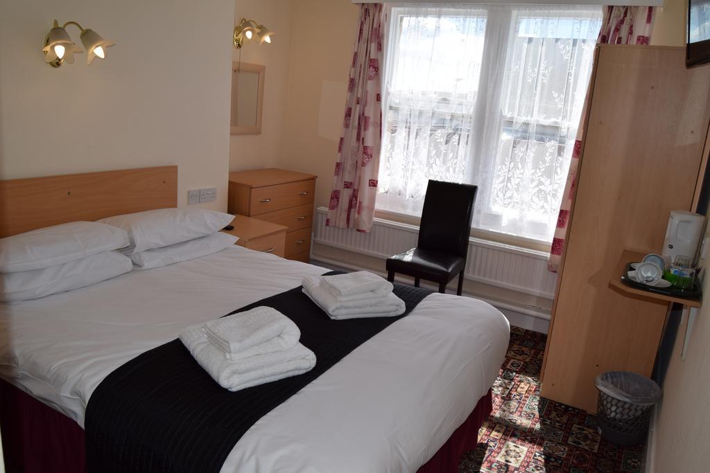 Westminster Hotel Рил Экстерьер фото